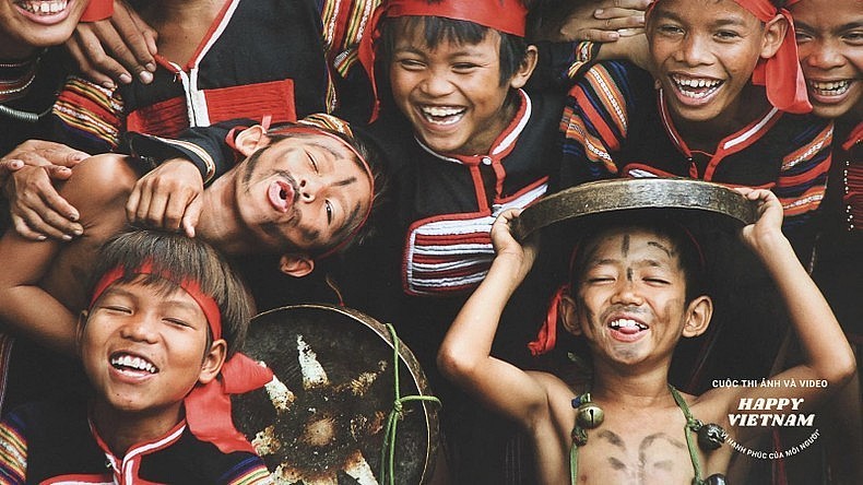 Photo and video-making contest launched to promote images of happy Vietnam.