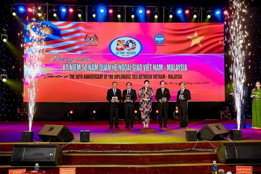 Dong Nai Celebrates 50 Years of Vietnam and Malaysia's Diplomatic Relations