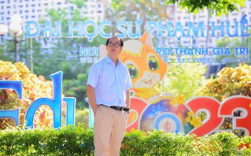 Dr. Tran Quang Hoa, Deputy Head of the Mathematics Department at University of Education, Hue University. Photo: Mai Lan.