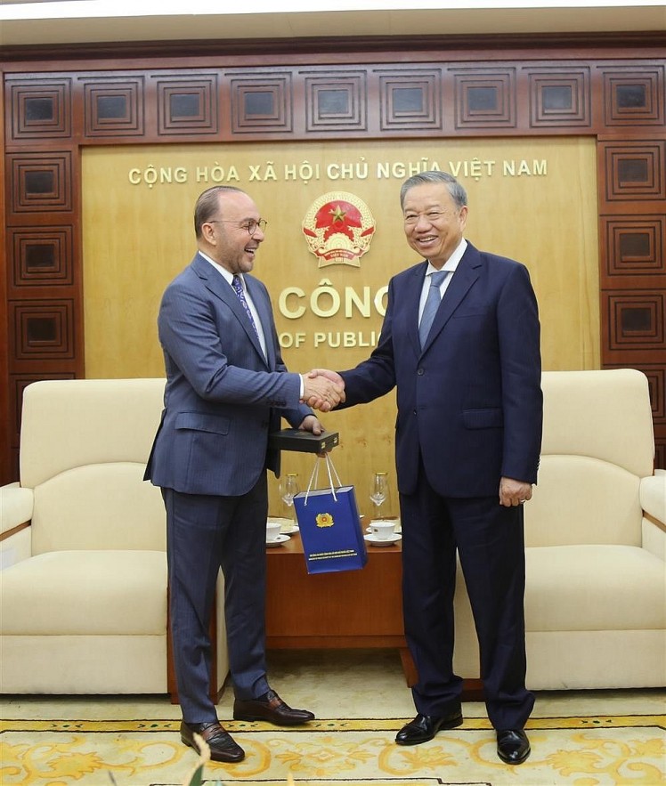 Vietnam and Qatar Cooperate in Crime Prevention and Control