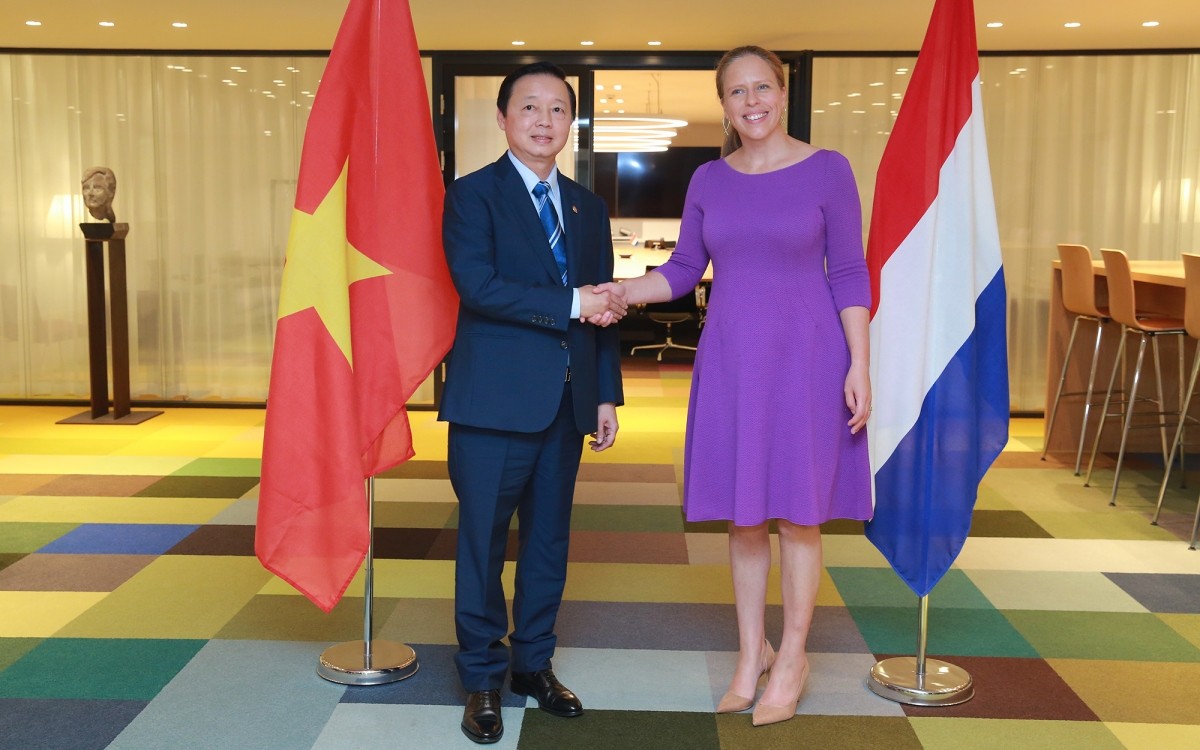 Vietnam and Netherlands Seek to Boost Ties