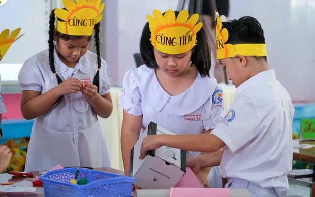 Vietnamese Children Go through One of The Best Schooling Systems