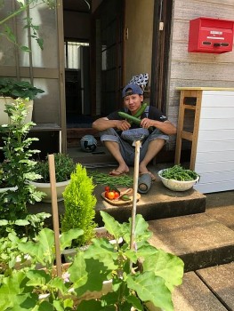 Story of A Vietnamese Gardener In Japan Goes Viral