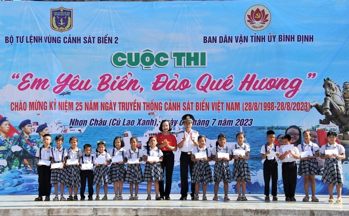 A Joyful of Cu Lao Xanh Community