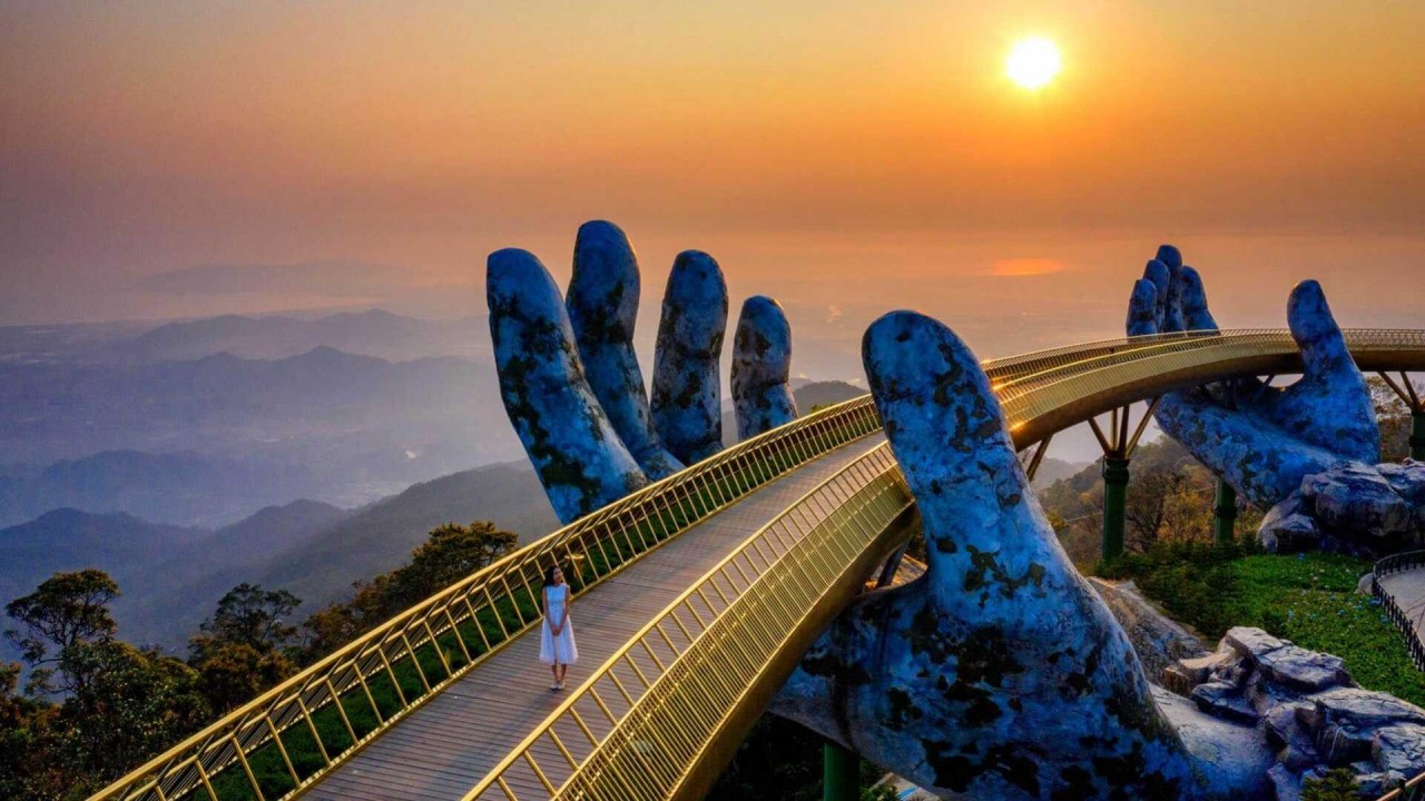 golden bridge in da nang among top 10s most iconic