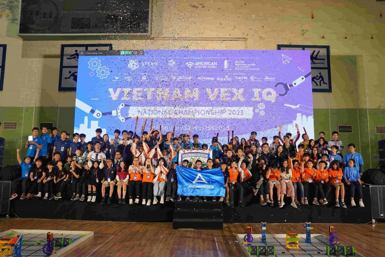 STEAM For Vietnam Launches A Year Of Robotics 2023 Program Vietnam   5311f1a8aa0896ed31bc5f37b84ae7aa 