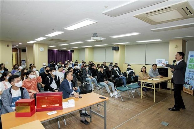 Nam Dinh Province’s 14 First Seasonal Workers Arrive at RoK’s Jeju Island