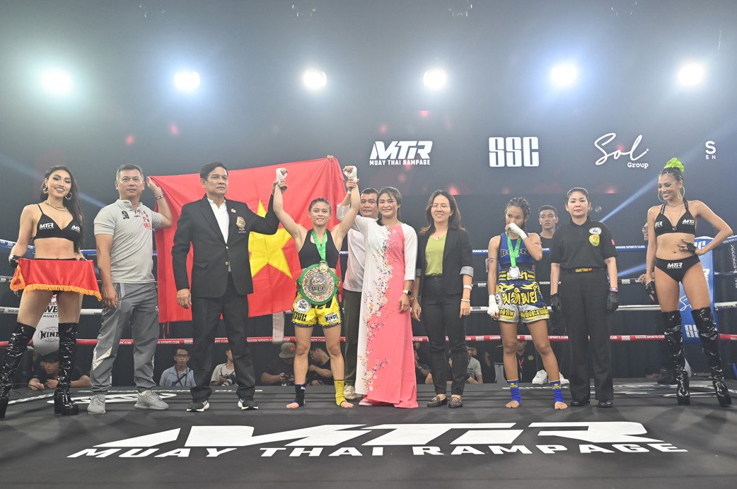 Female Boxer Won The WBC Muay International Title