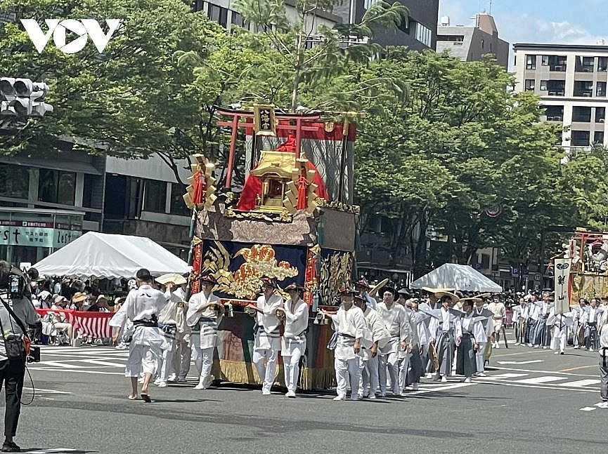 Vietnamese Traditional Cultural Values Brought to Japan's Gion Festival Vietnamese Traditional Cultural Values Brought to Japan's Gion Festival