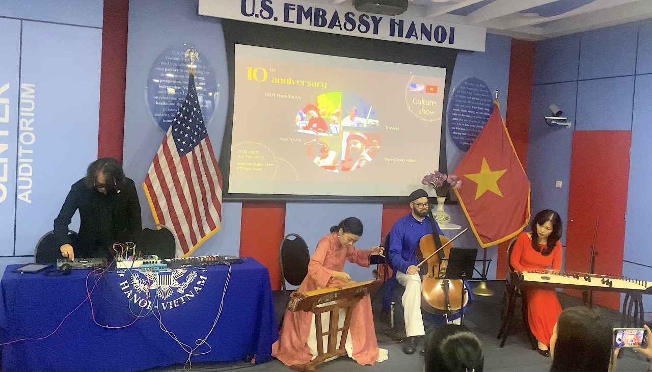 The Vietnam - US 10th Anniversary Culture Show: A Symphony of Friendship