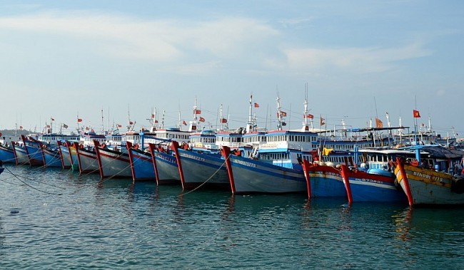 Localities Strictly Monitor Vessels to Fight IUU fishing