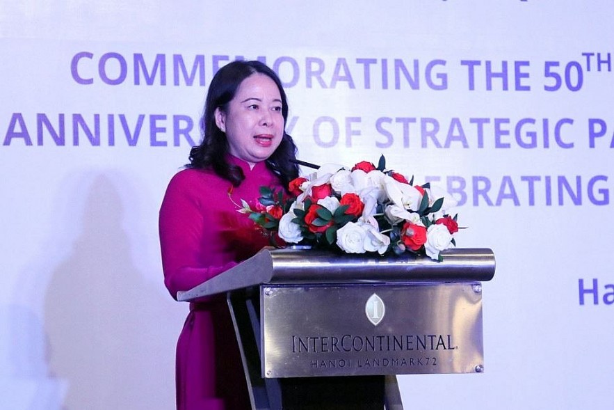 People-to-people Diplomacy Makes Important Contribution to Vietnam - Singapore Relations