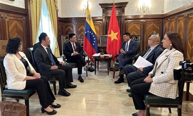 Vietnam And Venezuela Promote Cooperation in Ethnic Affairs