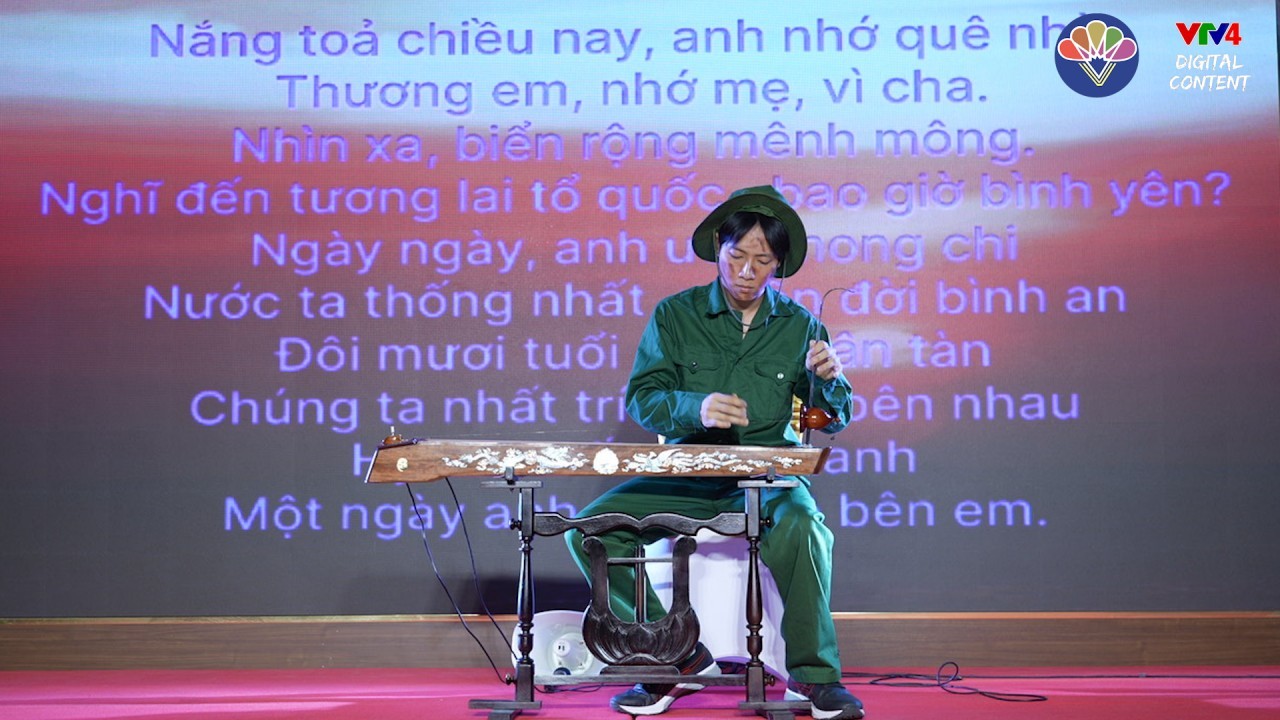 Overseas Youth Brings Tender Sound of Vietnam's Indigenous Monochord Zither to Australians
