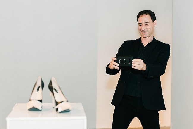 Israeli Shoemaker Shares Impression of Vietnam