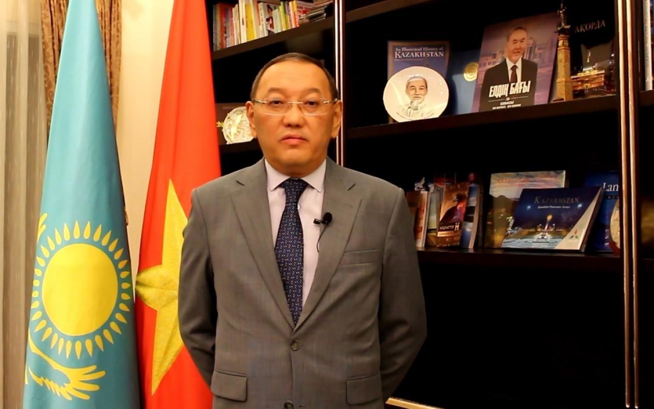 Kazakh President's Visit to Vietnam Boosts Bilateral Cooperation