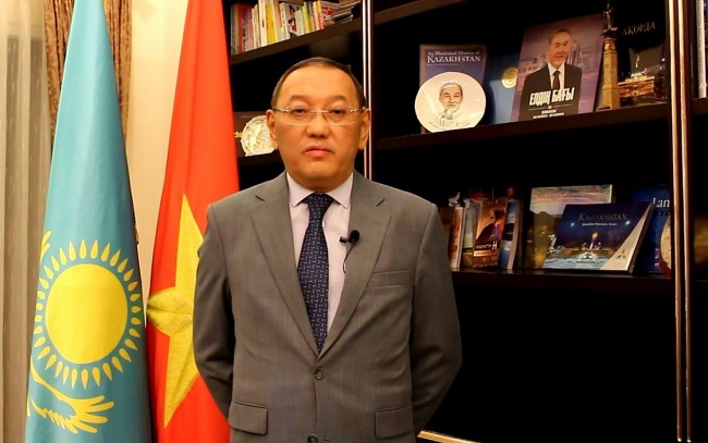 Kazakh President's Visit to Vietnam Boosts Bilateral Cooperation