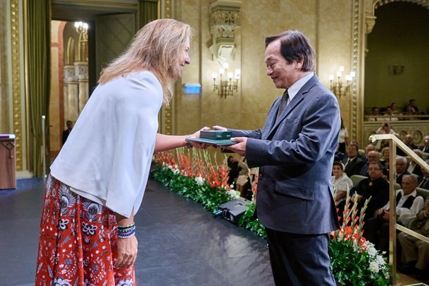 prof bui minh phong receives hungarys knight cross order