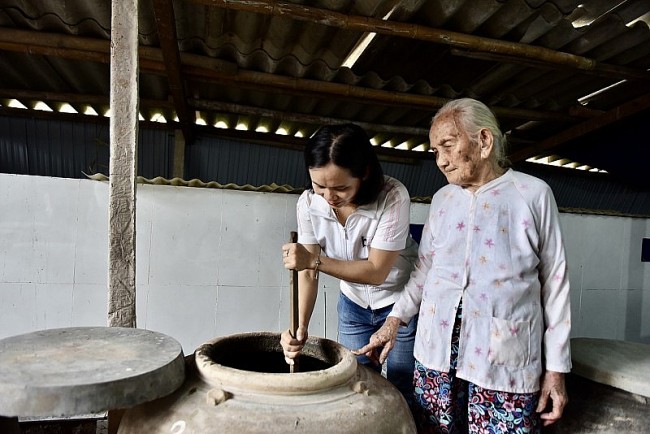 Tam Thanh Fish Sauce Craft Village: Developing Local Economy