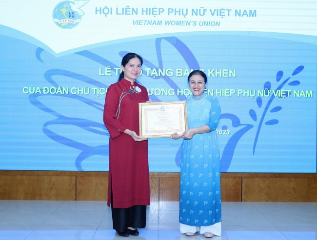 Ambassador Nguyen Phuong Nga's Contribution to Equality And Development of Vietnamese Women