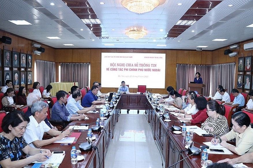 51 Socio-political and People Organizations Join Information Conference on FNG Affairs