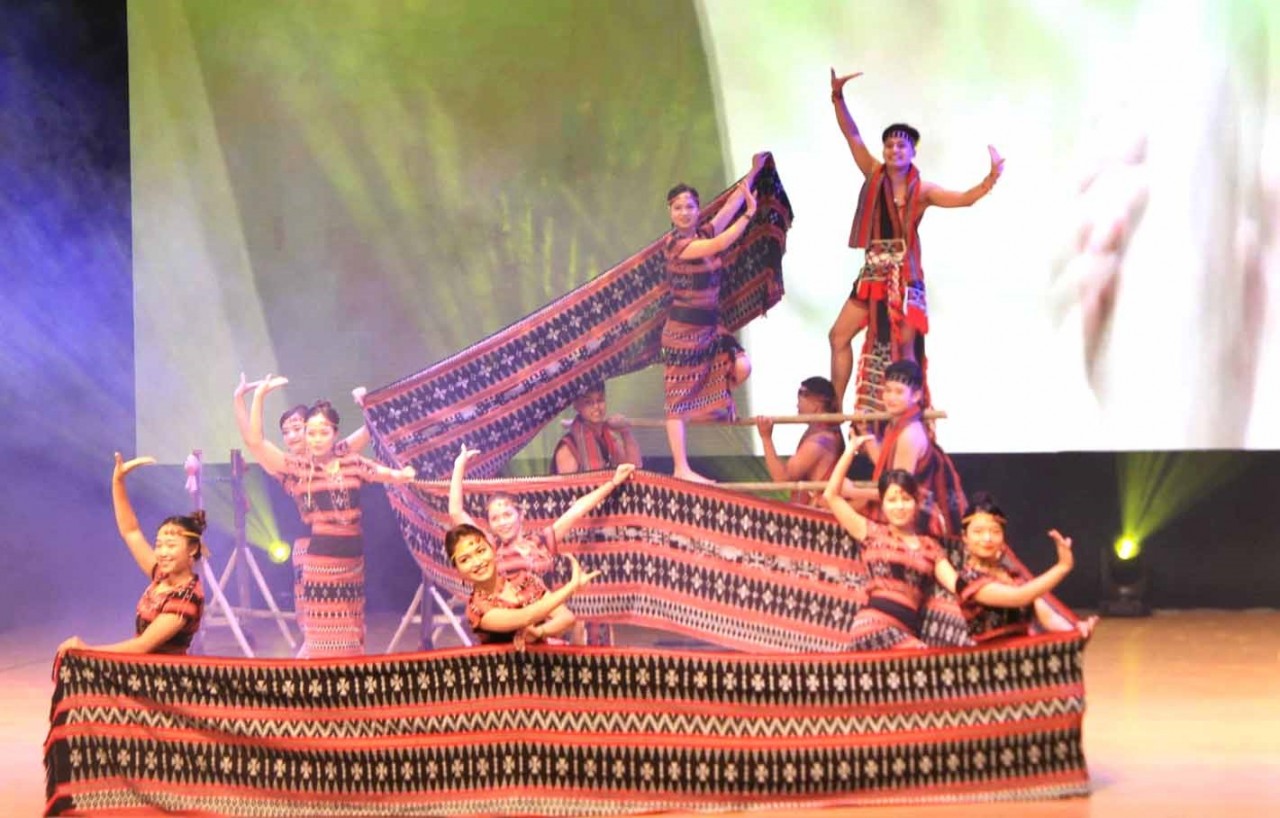 Fourth Cultural Festival of Ethnic Groups in Central Vietnam Closes in Binh Dinh