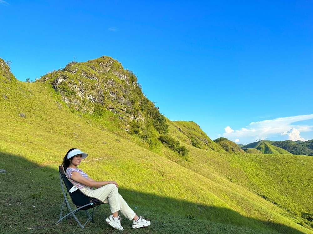 The Charming Beauty Of Vinh Quy Grass Hill