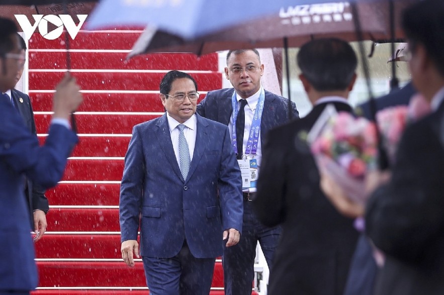 Prime Minister Pham Minh Chinh arrives at Nanning airport on September 16, starting his participation in the 20th China-ASEAN Expo (CAEXPO) and China-ASEAN Business and Investment Summit (CABIS) in Nanning city, Guangxi province of China.