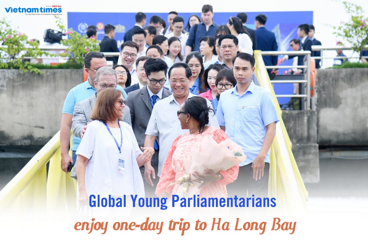 Global Young Parliamentarians Enjoy One-Day Trip to Ha Long Bay
