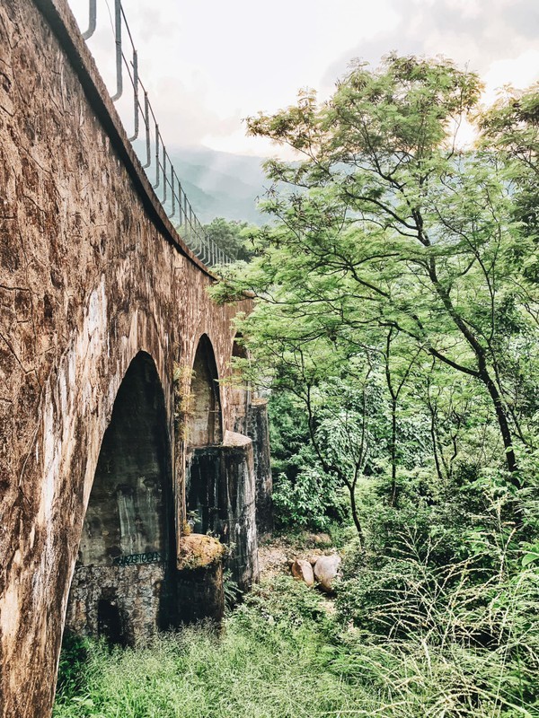 Explore The Unique Don Ca Arch Bridge In Hai Van Pass