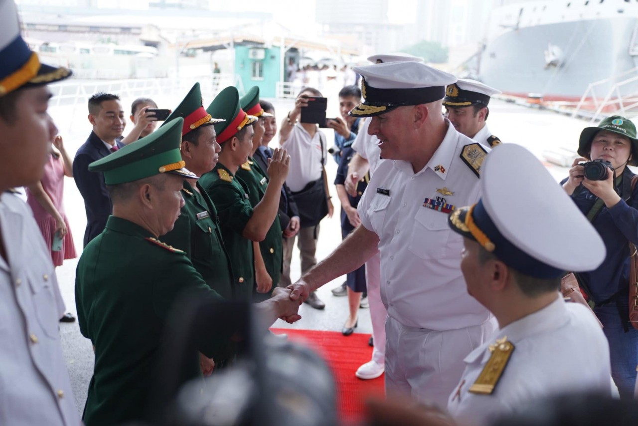 Royal New Zealand Navy Begin Vietnam Goodwill Visit