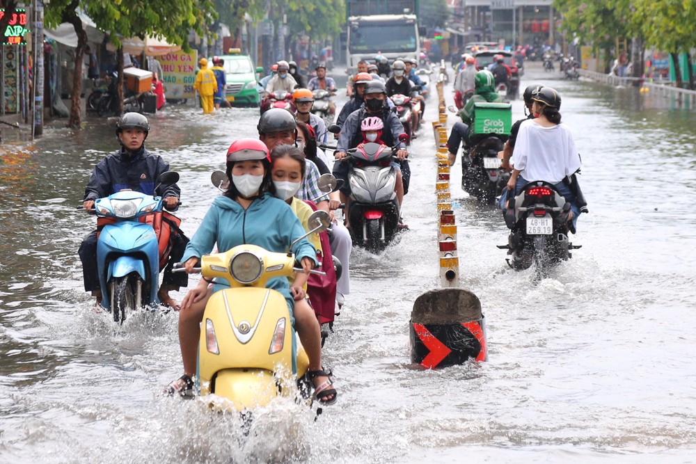 Vietnam’s Weather Forecast (September 27): Heavy Rain And Storm All Over The Country