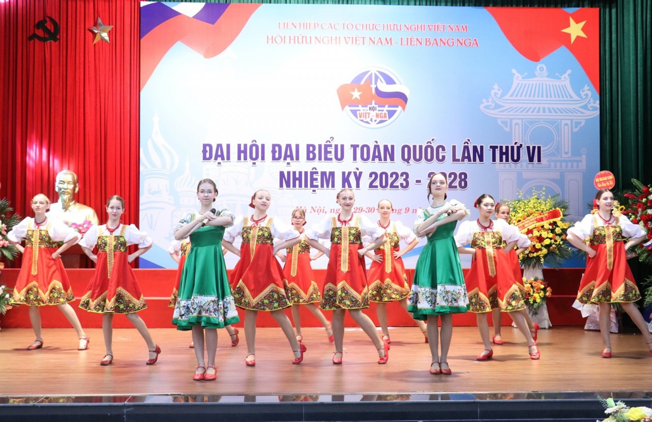 Vietnam - Russian Federation Friendship Association Sets Out New Goals