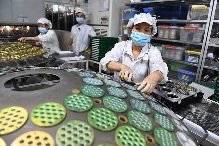 Vietnam Lures over US$20 Billion in FDI in Nine Months