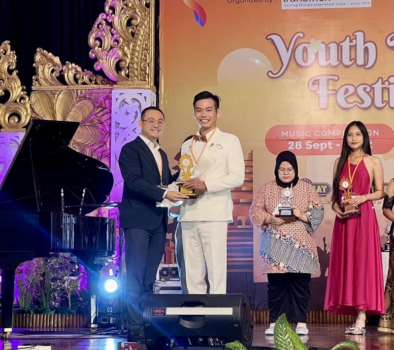 22 year old vietnamese artist wins gold at 2023 youth friendship festival