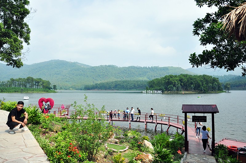 Explore Yen Trung Lake –  The “Petite Dalat” In Quang Ninh