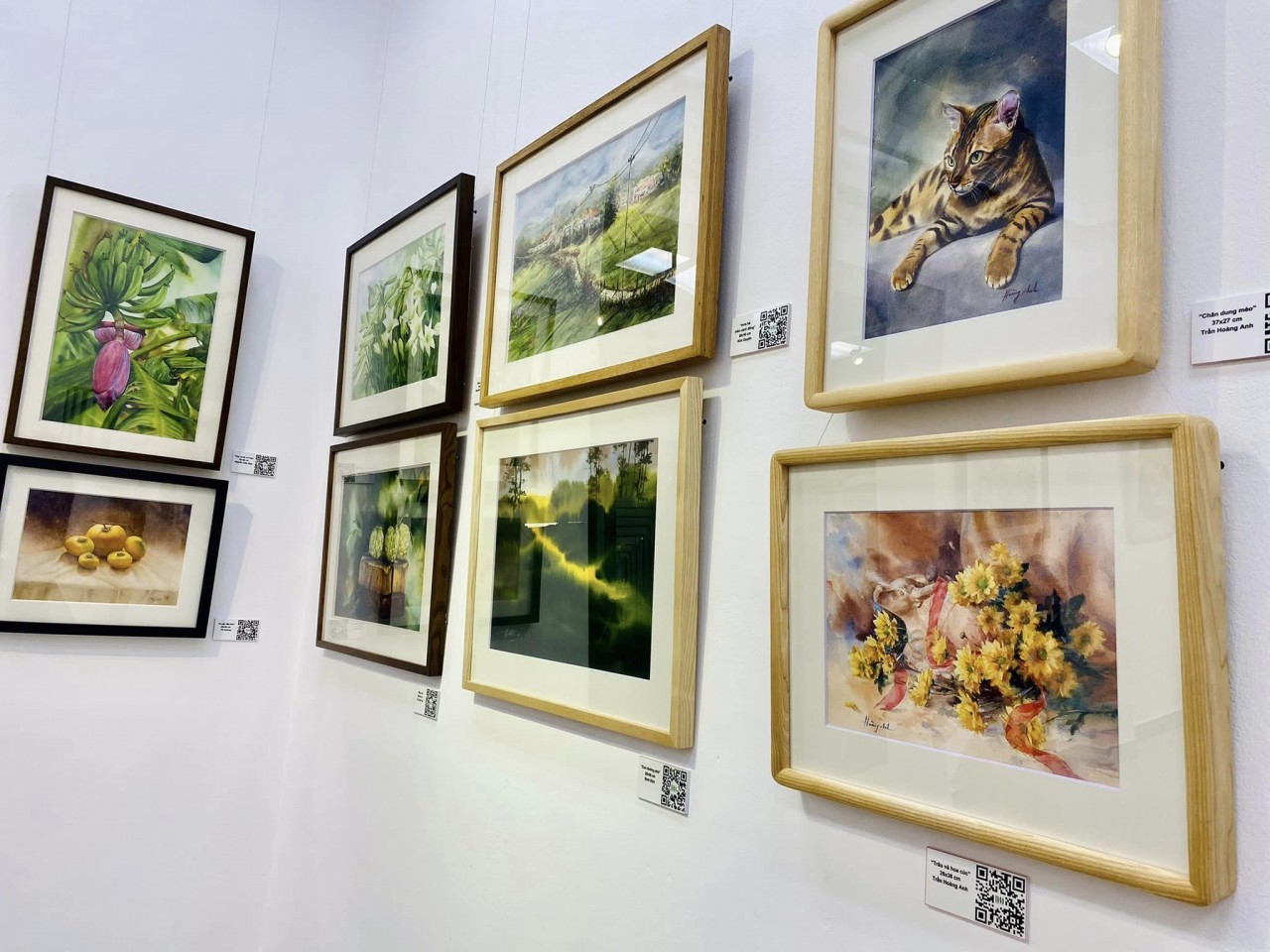 Vietnamese, Polish Artists Showcase Art Works in Hanoi