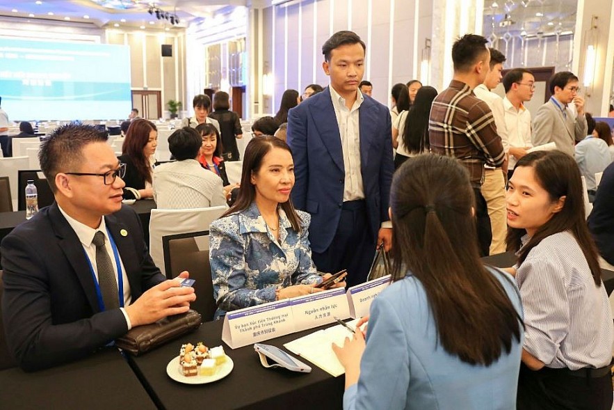 Vietnam - China Further Promote Connections for Trade and Investment