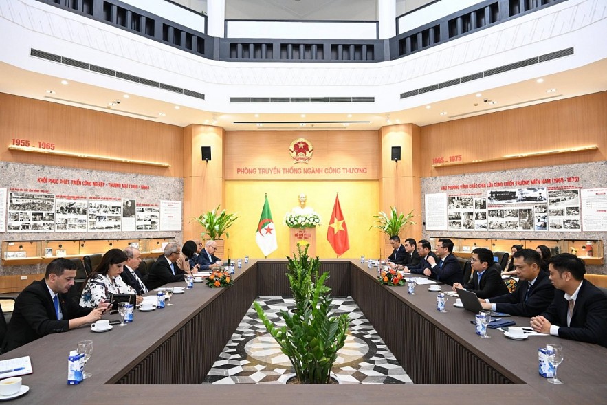 Ample Room Remains for Vietnam-Algeria Cooperation