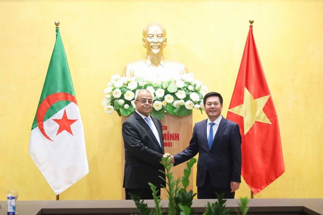 Ample Room Remains for Vietnam-Algeria Cooperation