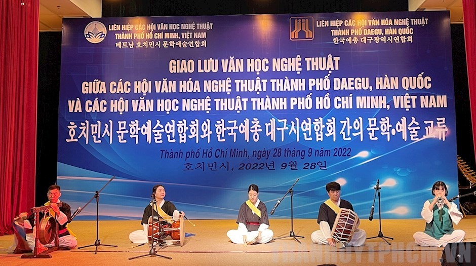 ho chi minh city to announce key investment projects to foreign corporations