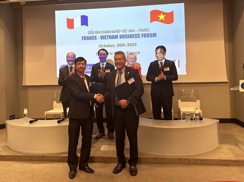 hai duong and vietnam business association in france to promote business connections