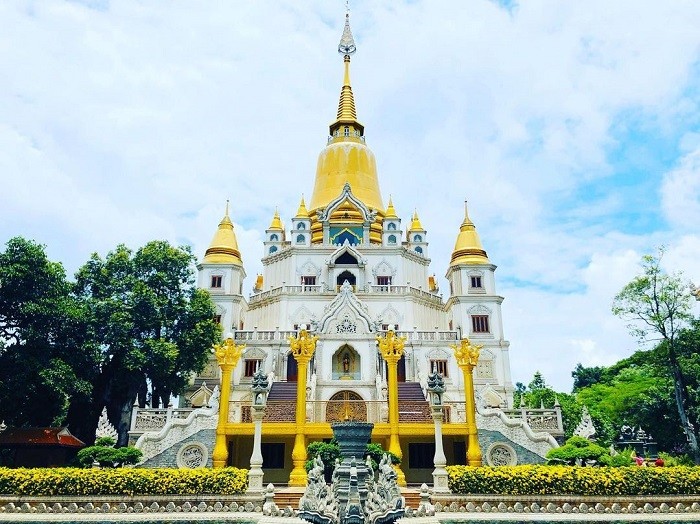 Buu Long Pagoda: Unique Spiritual Destination Listed Among World’s Top 10 Most Beautiful