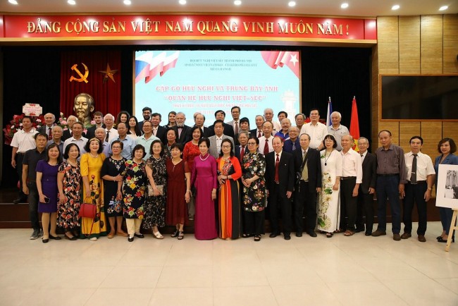 Exchange Program Strengthens Vietnam-Czech Friendship