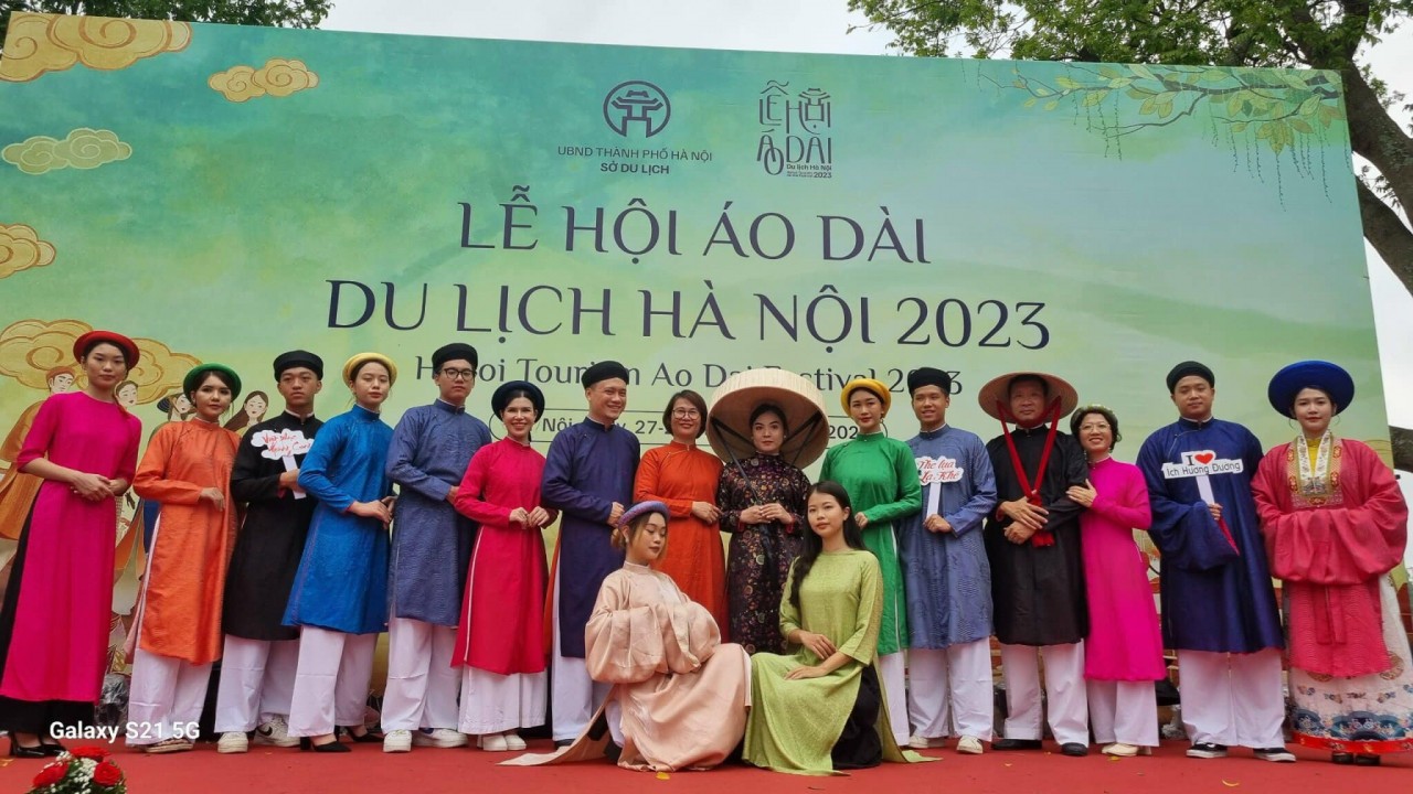 Hanoi Tourism Ao dai Festival Launching Ceremony Features Diplomatic Representatives