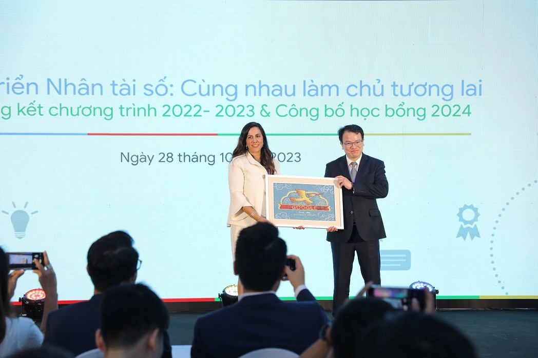 Google Assists Vietnam Enhance Digital Skills of Workforce