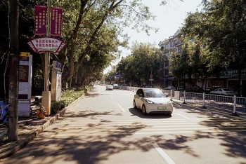 300 Self-driving Chinese Tourist Cars Enter Ha Long Every Month