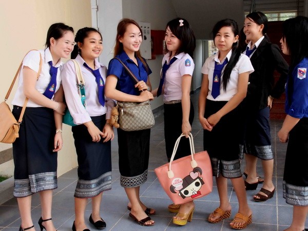 22000 expatriates are studying in vietnam