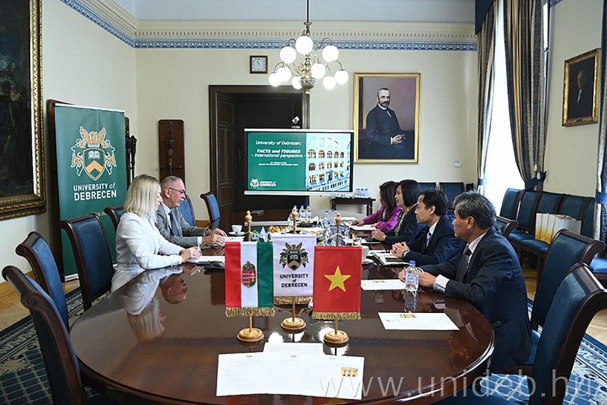 Vietnam And Hungary Enhance Local Cooperation