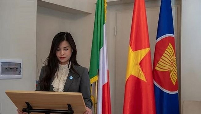 Promote Vietnam's Image to Italian Friends